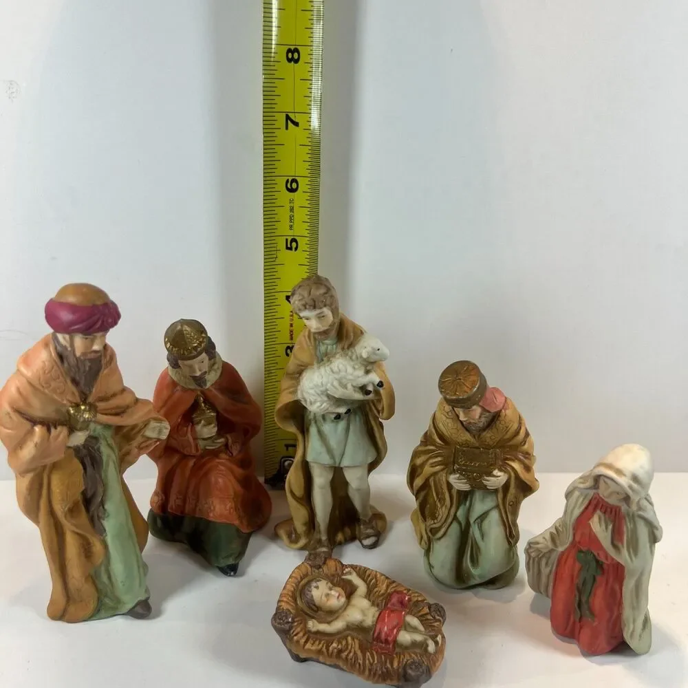 Nativity Set Wisemen Baby Jesus Mary Joseph Made in Taiwan 5